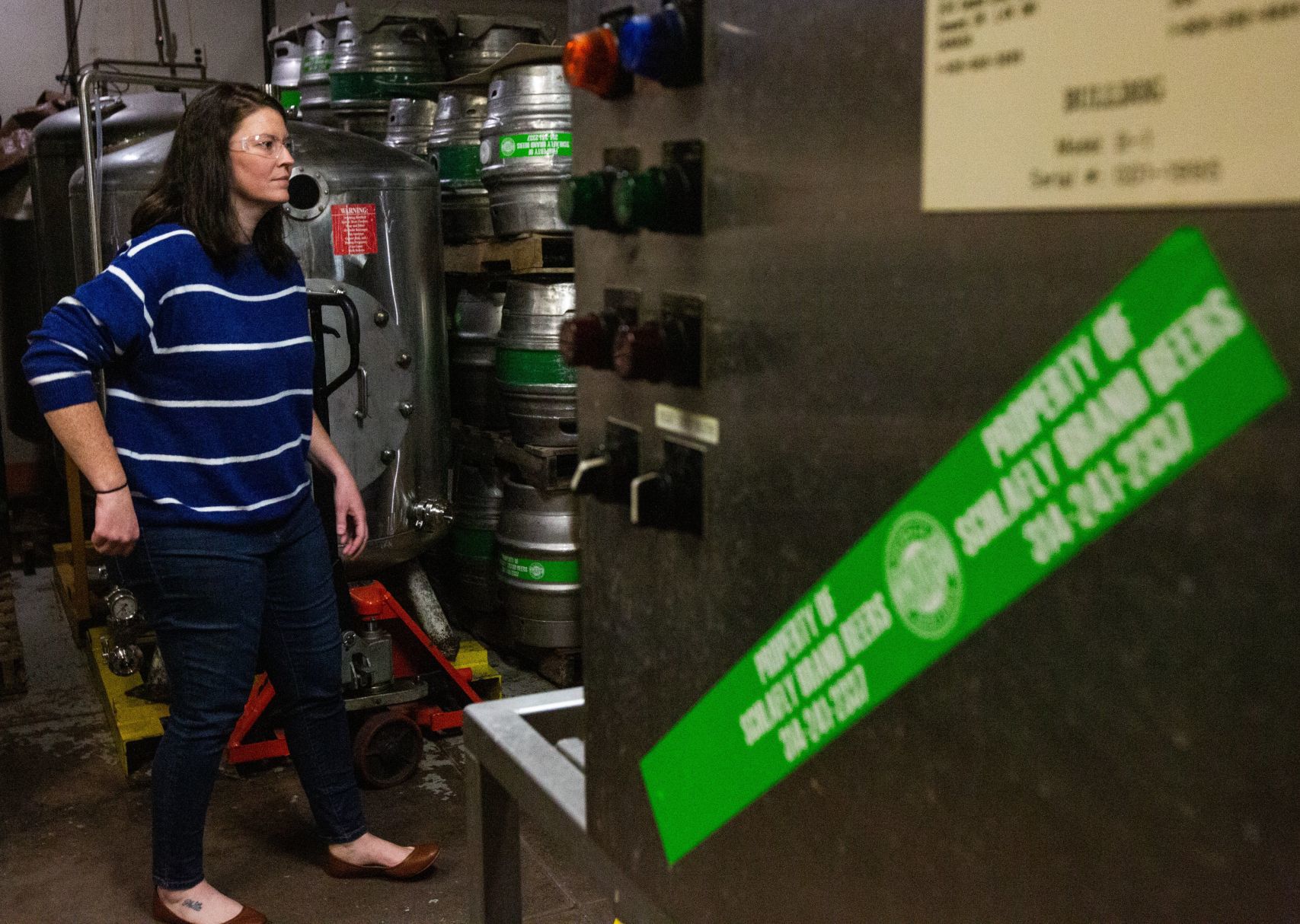 SLU brewing science class tours the Schlafly tap room